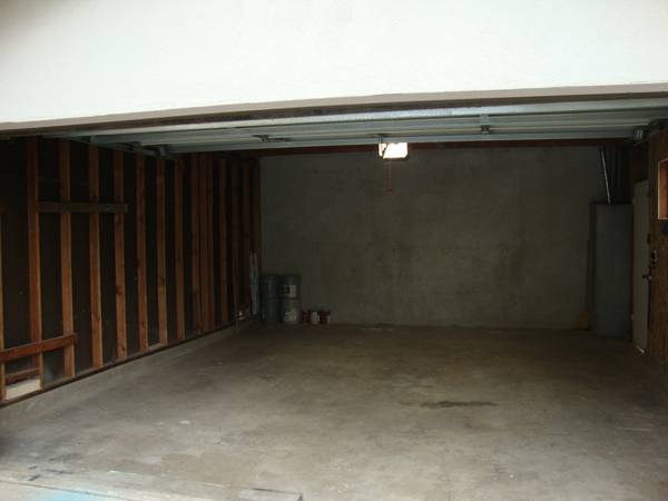 $2,000 / 3br - 1200ft2 - HOME FOR RENT-CEDAR AVE. & HERNDON (Fresno)63798509110529121