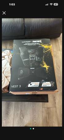 Woojer high fidelity haptic vest for music, games and movies! Brand new in box 1