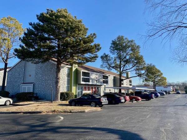 $745 / 1br - 700ft2 - ✨✨COME UNWIND AT AVONDALE APARTMENT WHERE COMFORT MEETS HOME✨✨ (Tulsa)63981980952963121
