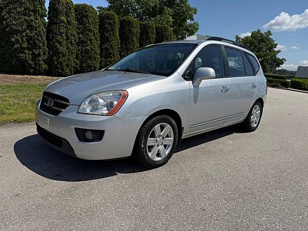 2009 Kia Rondo LX I4 AUTO 3RD ROW SEATS AUTO A/C 185,000KM 1
