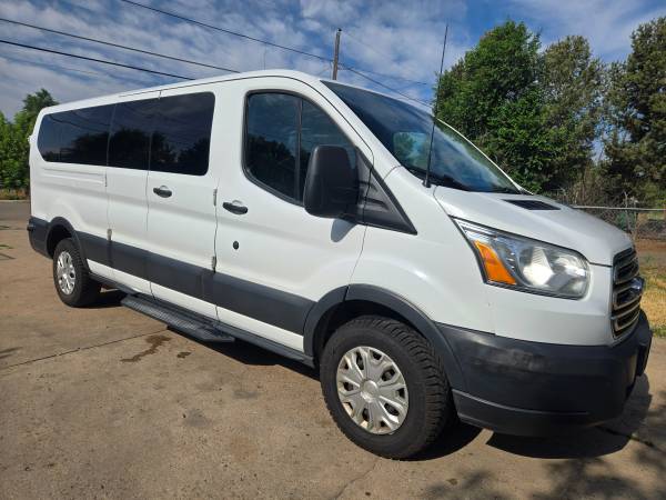 ford transit 350 passenger van - $11,00063612221394177123