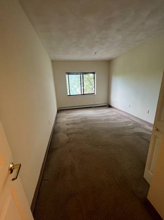 $2,650 / 1br - 673ft2 - DAVIS SQUARE/NO FEE/1 BED/GARAGE PARKING AND HEAT INC./NOW! PETS OK! (Davis Square)63614179231873124