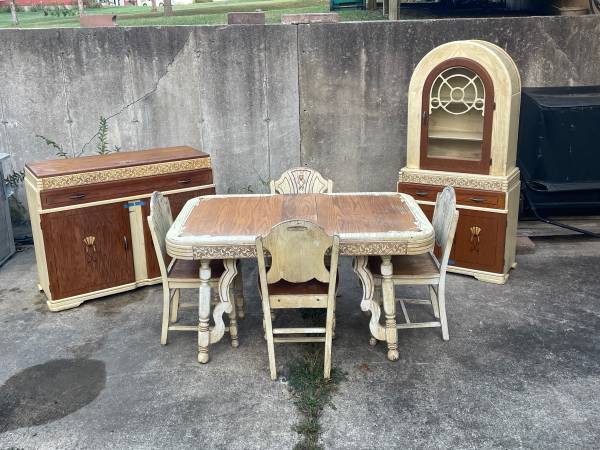 Vintage dining room set 1