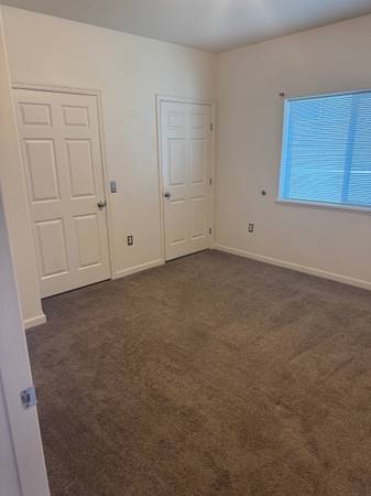 $1,650 / 3br - 3 bed, 2 bath condo-$165063980822112258123