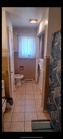 $650 / 1br - Room for Rent $650 (Waukegan)63959741186691122