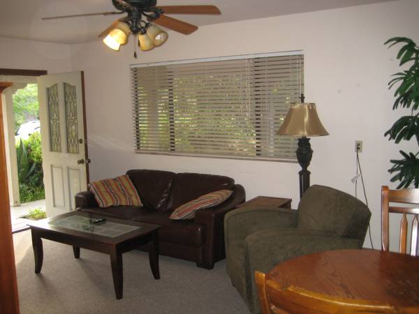 $2,300 / 1br - 725ft2 - Furnished Apt. on Large Property w/ Pool All Utilities Included (Rancho Bernardo)64196983829507121