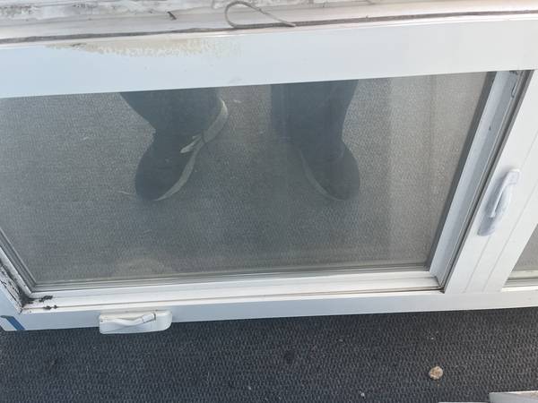 sideways casement window 1