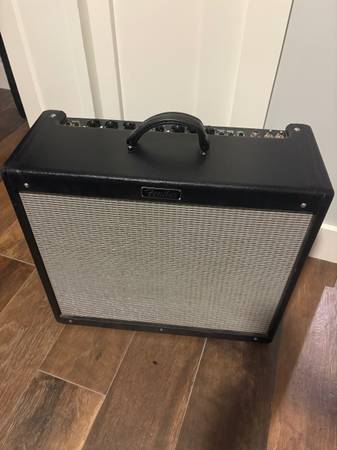 Fender Hot Rod Deville 212 111 1