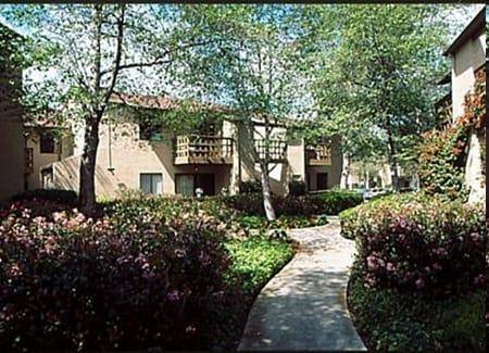 $1,515 / 1br - 515ft2 - Storage Space, Air Conditioning, Public Transportation, Linen Closet (Clairemont)63775698063873122