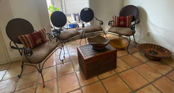 Yard sale photo