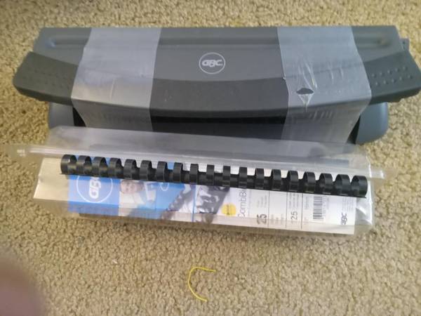 Binder machine with supplies 1