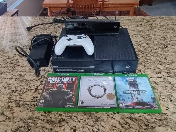 Xbox One system complete with games and Kinect 1