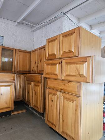 Kitchen cabinets 1