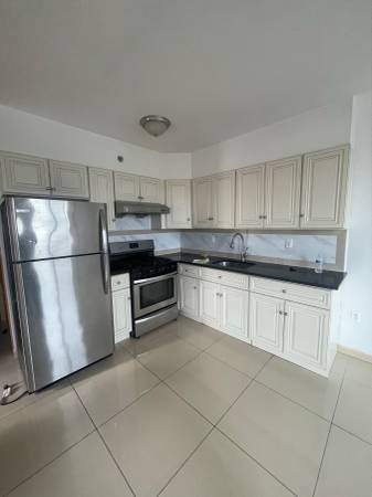 $2 / 1br - 750ft2 - $2,3oo 1Bed 1Bath w/Elevator+Laundry+Rooftop (64st, Woodside ~ near #7 train)63788552166787122