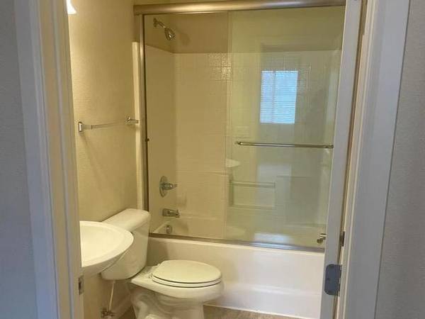 $1,897 / 2br - 1094ft2 - ¡Apartamentos recién remodelados de 2 habitaciones y 2 baños! (Kennewick)63803266607745124