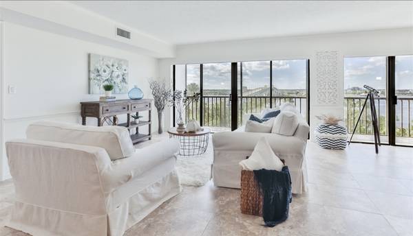 $2,995 / 3br - 2000ft2 - STUNNING LIFESTYLE CHANGE-2500sf PENTHOUSE-DRAMATIC SUNSETS (Daytona Beach)63791575278849121
