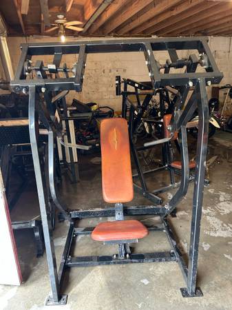 Hammer strength press 1