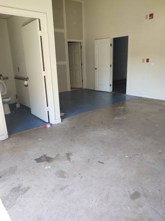 $1,800 / 1600ft2 - Storage Space/Office/WorkShop/Light Industrial (Milford)64010165301250124
