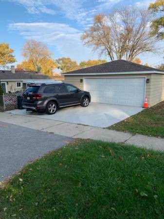$850 / 3br - 1000ft2 - House Rental room share (Addison)64041647084929122