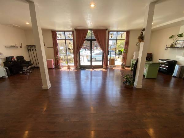 $2,250 / 800ft2 - 800 sq ft Bright, Open Studio off Telegraph (oakland downtown)63657542110851122