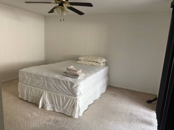 $225 / 3br - Alquiler temporal de habitación-3-6 meses (Lynn Haven)63924680118915122