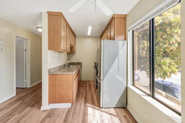 $1,700 / 1br - 635ft2 - *Spacious studio and one-bedroom apartments with upgraded countertops! (daly city)63946669413250122