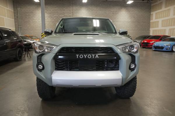 2023 *Toyota* *4Runner *TRD Off Road Premium 4WD* Lunar - $37,991 (Stouffair Motors)63472305700737124