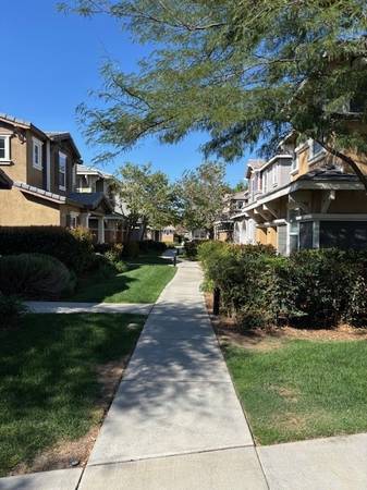 $2700.00 / 4br - 2043ft2 - 4 + 3 in gated community at The Vineyards63857623577857123