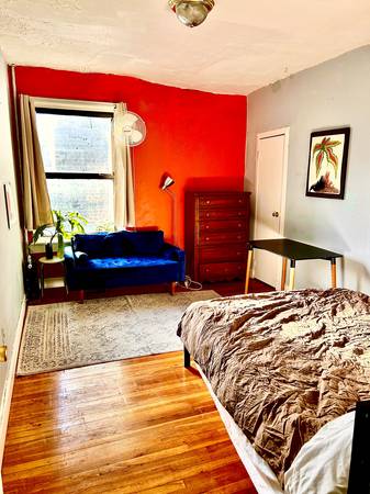$1,400 / 1br - 175ft2 - Nov 1st - Dec 31st  Big, Sunny & plant filled (Flatbush)64033635127299122