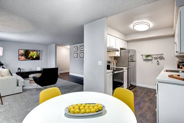 $1,835 / 2br - 880ft2 - Situated in Lakewood!, Stainless Steel Appliances, 2/BD 1/BA (8022 83rd Avenue Southwest, Lakewood, WA)63852578920833121