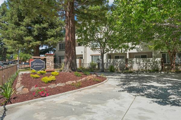 $2,113 / 1br - 670ft2 - Swimming Pool, Picnic & BBQ Area, Granite Countertop (fremont / union city / newark)63845956368003124