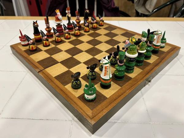 Collectable Ltd Ed Nutcracker Series Chess Set W/Hand-Painted Players 1