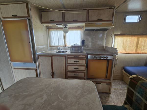 Camper Shasta de 1970 - $2.000 (Kennewick)63437373779971122