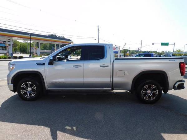 2020 GMC Sierra 1500 SLE - $31.995 (+ Aleksa Auto)63486410632323124