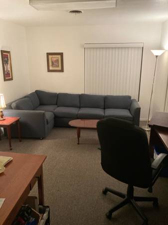$150 / 366ft2 - Two offices with waiting room in Mission Valley (San Diego)63657242809985121