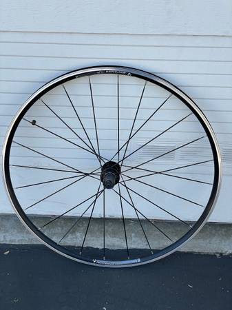 Bontrager TLR Clincher Rueda Trasera para Bicicleta de Carretera 700c 11 Velocidades Shimano/Sram Freehub - $75 (Calabasas)63470988994305120