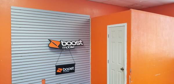 $2,040 / 1040ft2 - Retail/Office Space - Prime Location (Oxnard)63800567432321122