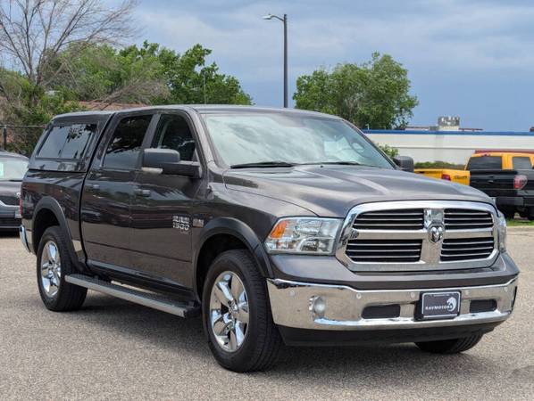 2019 RAM 1500 Classic Big Horn 4x4 4 puertas Cabina Crew 5.5 pies. Camioneta con caja corta - $21,975 (Burnsville)63470067257729124