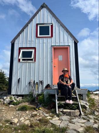 Early 30's Couple ISO Long Term 2 bedroom + Den 1