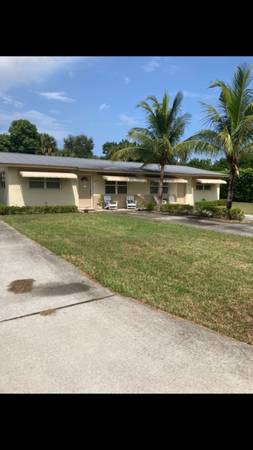 $1,750 / 2br - 800ft2 - 2 bedroom 1  bath Apt. In Duplex (Stuart)63799984731009121