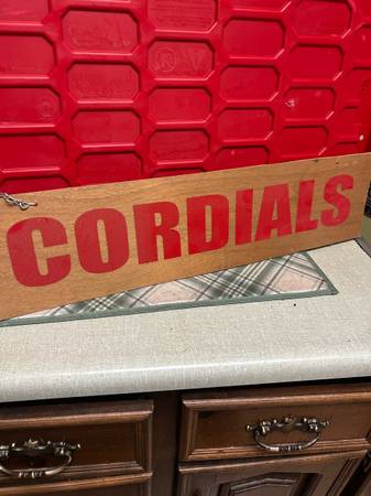 Free Vintage Cordials Sign 1