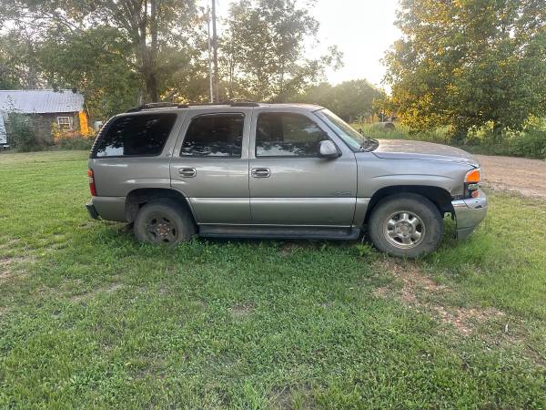 2002 GMC Yukon - $1,200 (Soper)63436938983041121