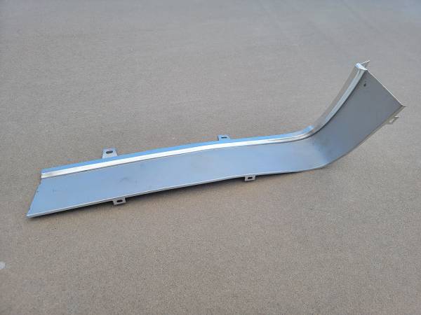 1967 1968 Ford Mustang Original Left Grille Molding Surround Trim 1
