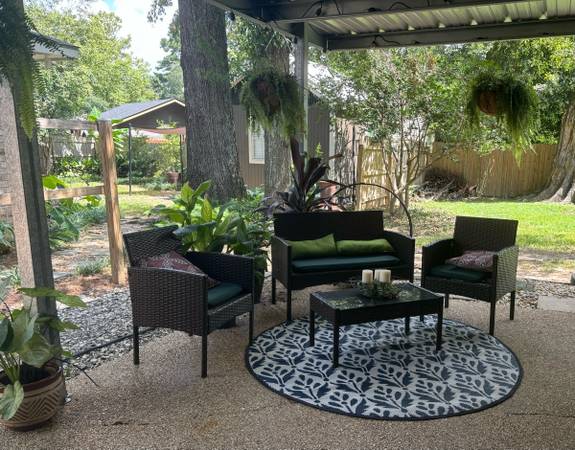 $750 / 3br - 300ft2 - Room in Mid City Cottage-Queen w Shared Bath (Baton Rouge)63902943928450121