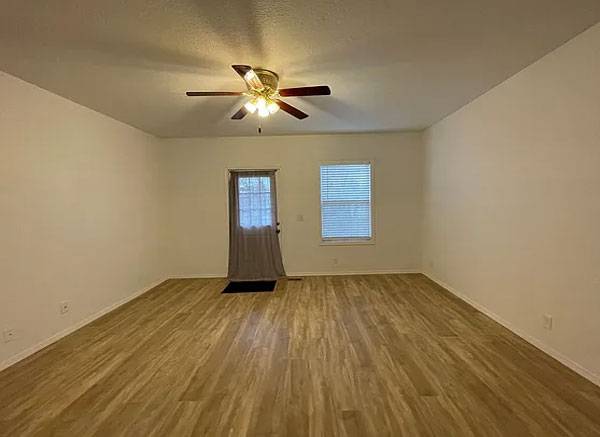 $700 / 3br - 1152ft2 - 💎Casa actualizada de 3-****habitaciones, 1.5***baños**** en alquiler 🌟 (Portland, OR)63914738886915122