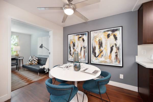 $1,978 / 1br - 821ft2 - Love Reading By The Fire? Bookmark Our 1-Bedroom With Den Today! 📖🔖 (Folsom)63919495536642122