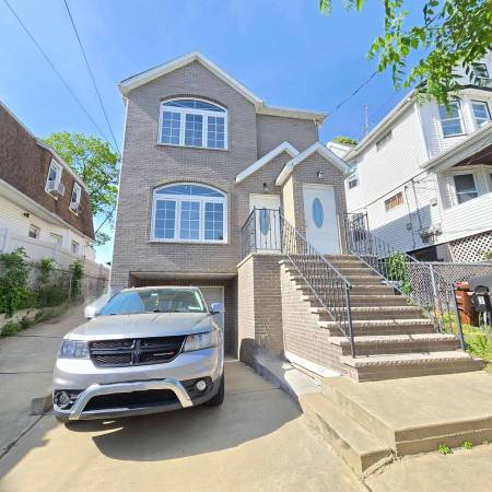 $2,500 / 3br - 3 BedRms 1 BathRm Yard Scribner Ave 1st Floor  Staten Island NY 10301 (Staten Island NY)63661222335873120