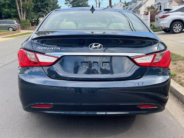2013 Hyundai Sonata SE-L - $4,800 (181 East Jamaica Ave Valley Stream)63654708608899123