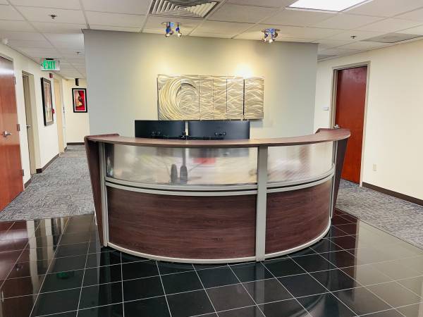 $400 Oficinas Privadas en Edificio Alto en Memphis - Union Centre Executive Suites (Distrito Médico de Midtown)63761763939075124
