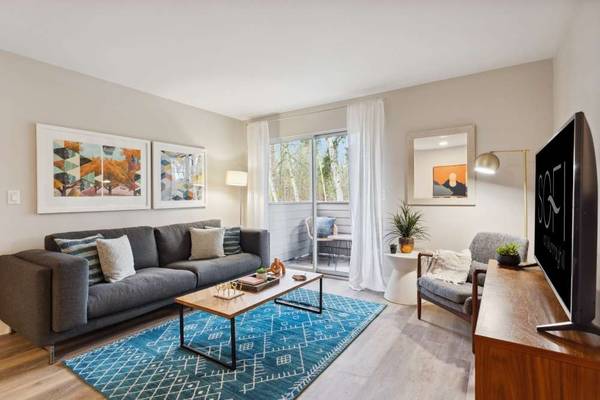 $1,633 / 1br - 560ft2 - EV Charging Stations, Located in Beaverton, 1/BD 1/BA (11103 SW Davies Rd, Beaverton, OR)63672600818433123